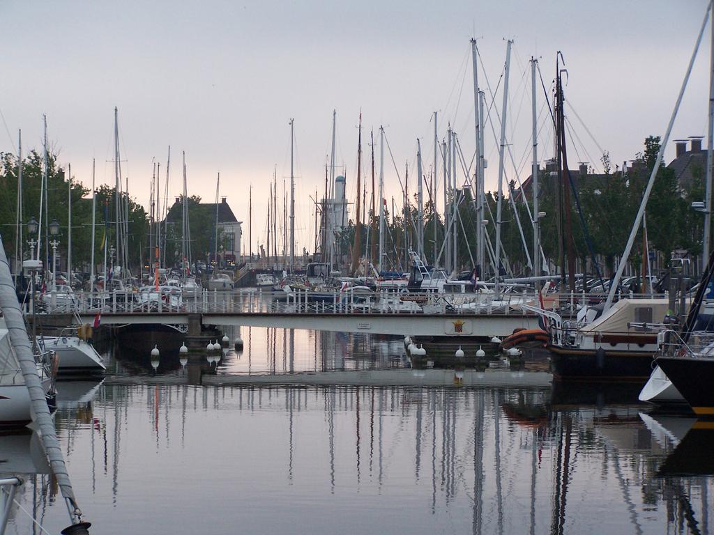 Вилла De Grote Sluis Харлинген Номер фото