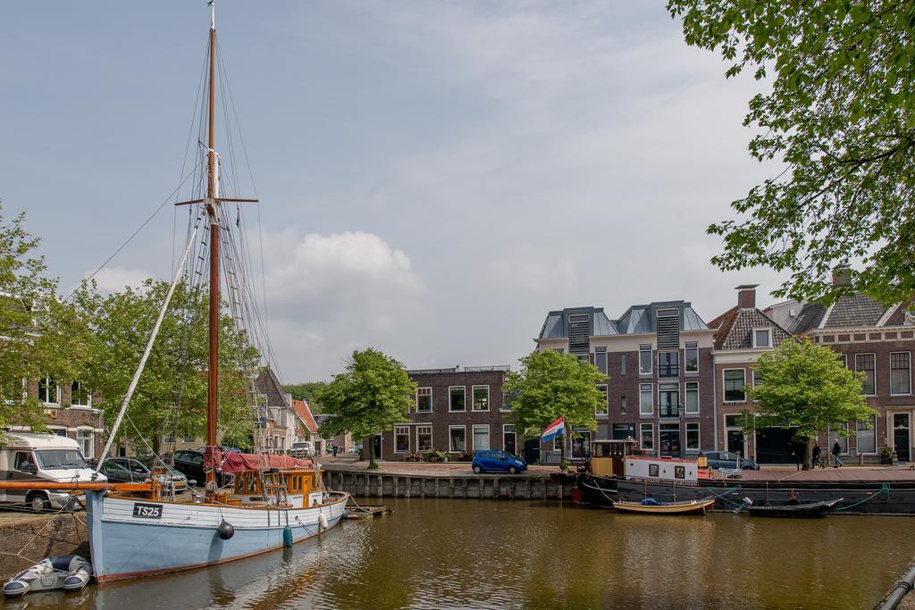 Вилла De Grote Sluis Харлинген Экстерьер фото
